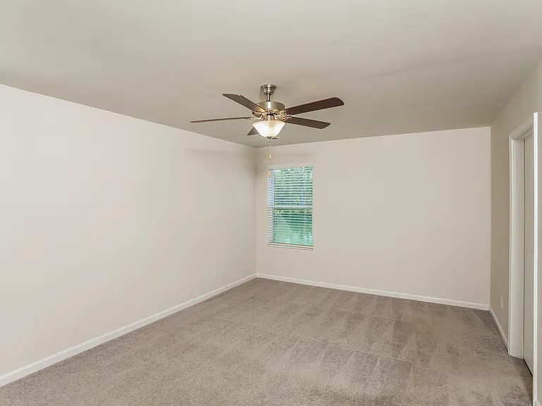 2075 Barnhart Dr — Photo 8
