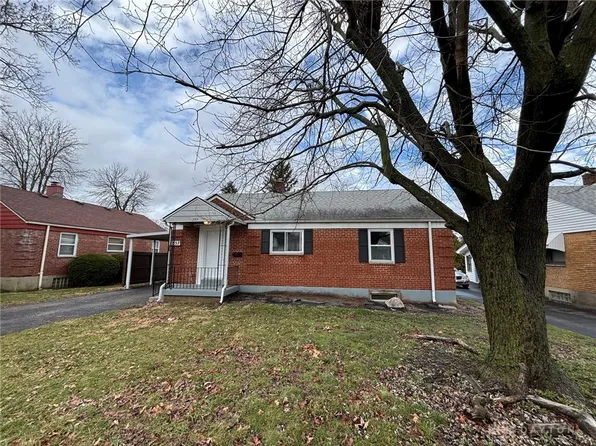 337 E Dorothy Ln, Dayton, OH 45419