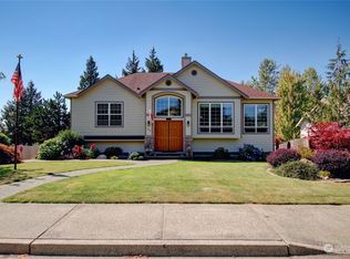 209 S 38th Pl, Mount Vernon, WA