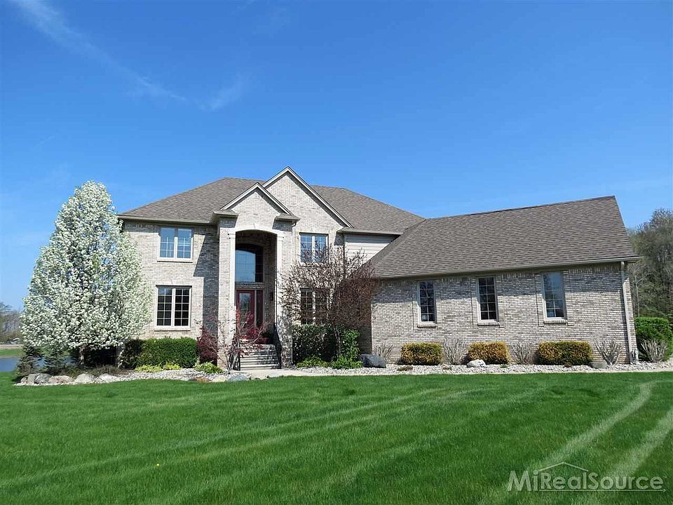 1st image of 19405 Windmill Dr