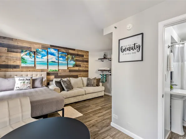 134 Kapahulu Ave #700, Honolulu, HI 96815