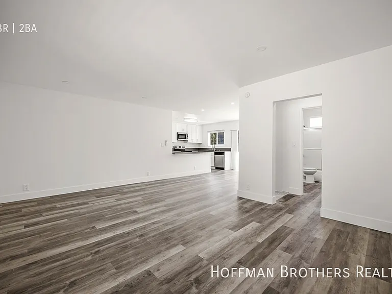 1865 Camden Ave #301 — Photo 5