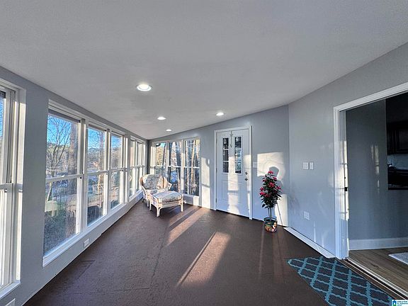 2nd image of 6925 Honor Keith Rd