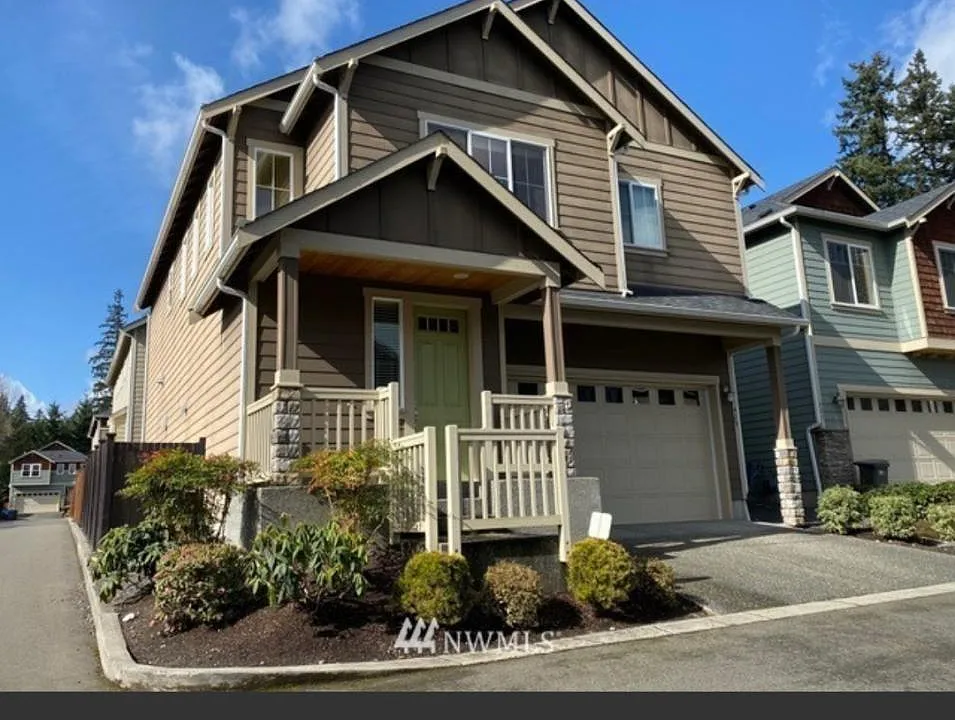 419 203rd Pl SE