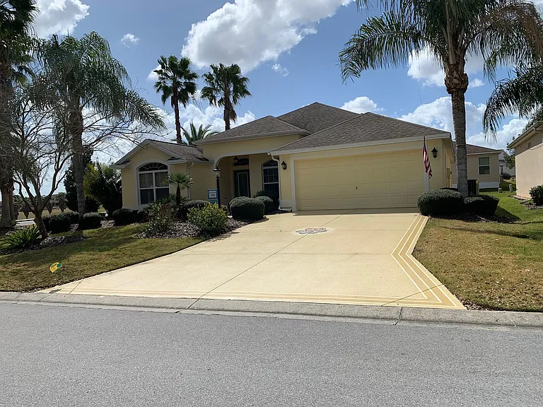 708 Chapman Loop — Photo 2