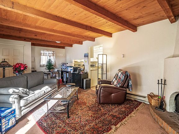 3rd image of 2712 Galisteo Ct