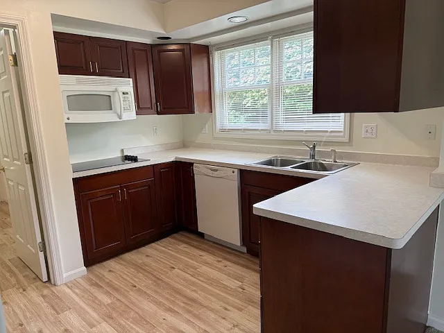 110 Brandon Woods Dr #110 — Photo 12