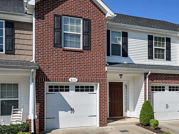 2nd image of 613 Bonneville Ln