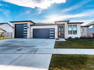 347 E Pisa Dr, Meridian, ID 83642