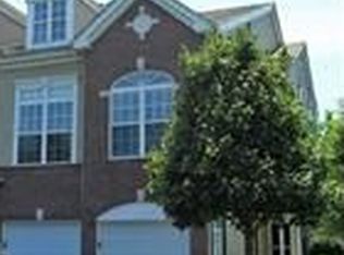 132 Rock Creek Dr #W245, Clifton, NJ 07014