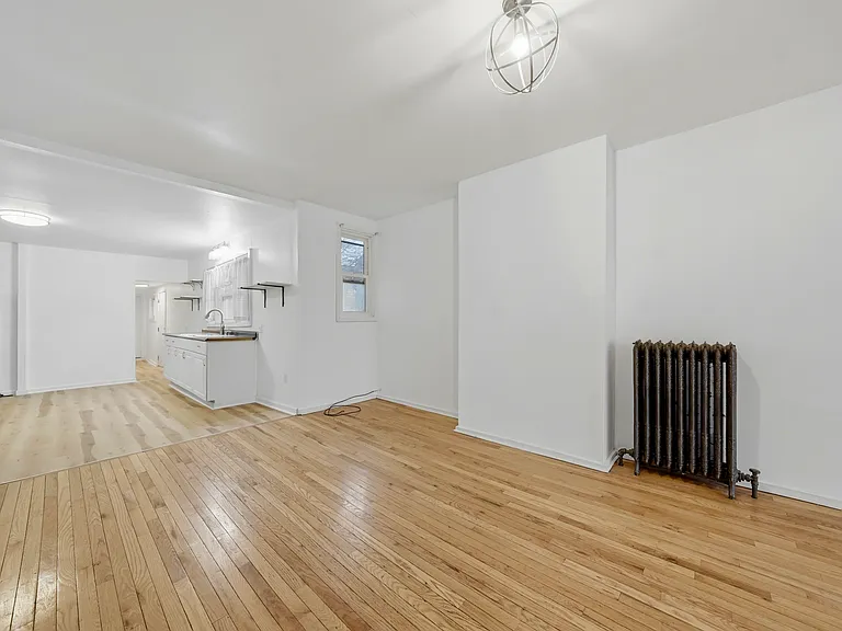 49 Trinity Pl #1 — Photo 9