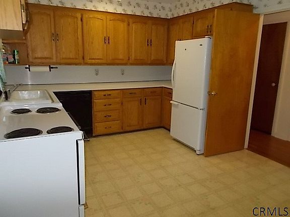 2nd image of 454 New Scotland Ave