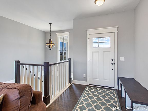4th image of 6752 Blakely Dr NE
