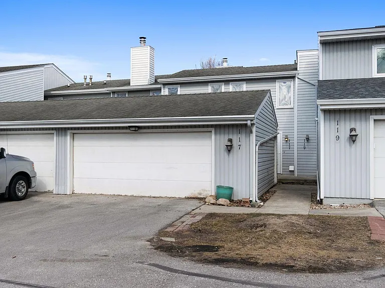 1505 Little Bluestem Ct #117 — Photo 1