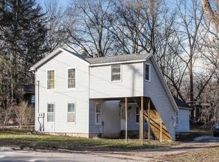69 W Division St NE, Rockford, MI