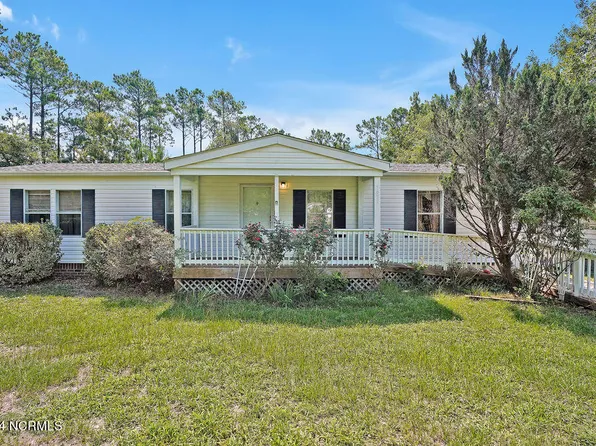 1887 Pelican Point Court SE, Bolivia, NC 28422