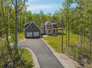 9 Acorn Ave, Kennebunkport, ME 04046
