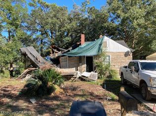 153 E Collins St, Mobile, AL 36606