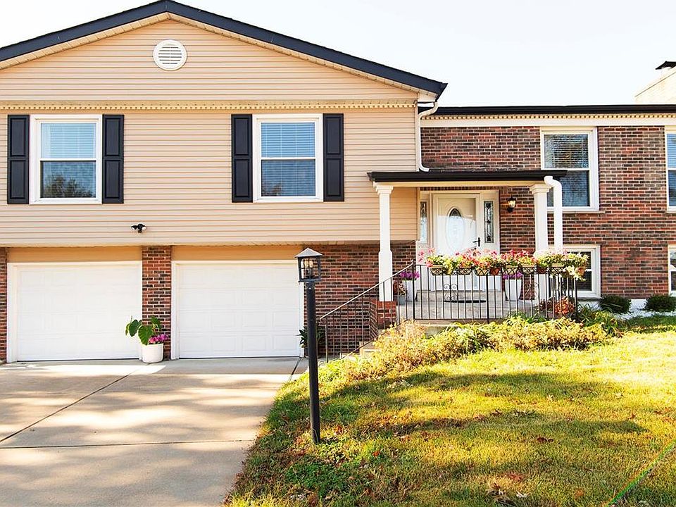 5162 Towne Centre Dr, Saint Louis, MO 63128 Zillow