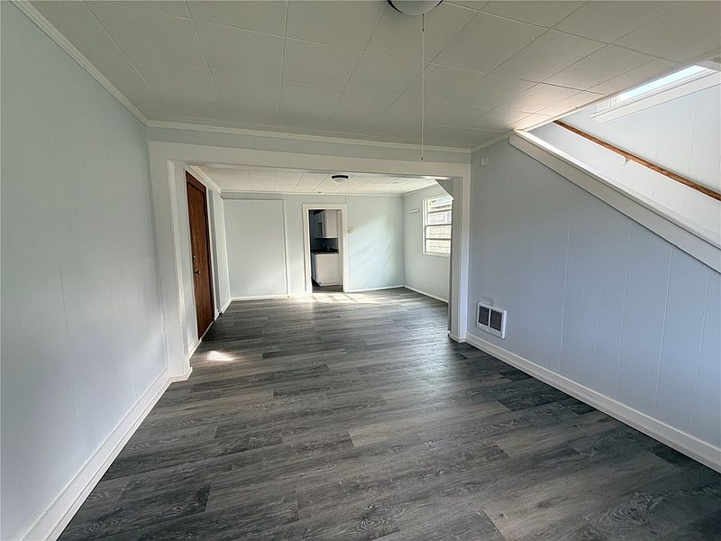 3rd image of 1317 5TH Street