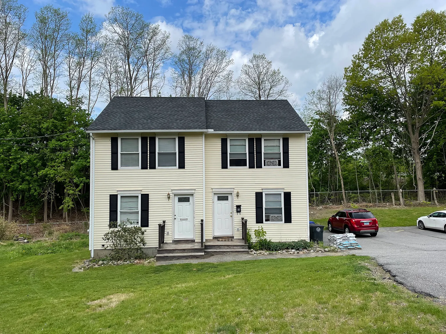 2 bed, 1.5 bath, 884 sqft, $1,850 — Photo 1