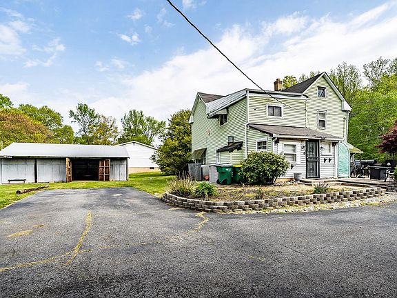 2nd image of 2956 Frazer Rd