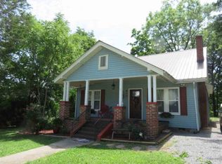 415 Indiana Ave, Etowah, TN 37331