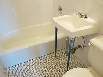 Rented by DSA Realty Midtown West