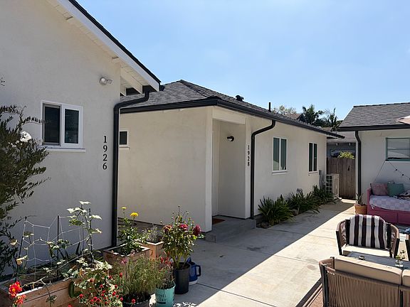 2nd image of 1928 San Andres St #1