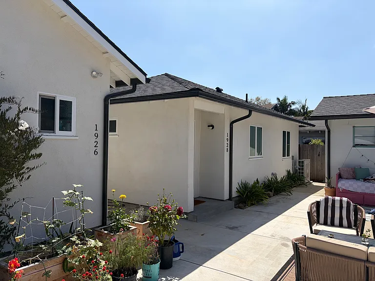 1928 San Andres St #1 — Photo 1