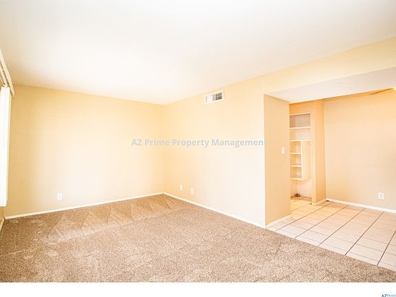 2nd image of 2409 W Hazelwood St Unit 74