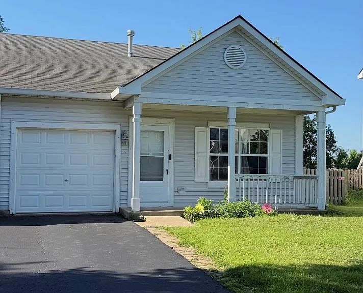 2266 Margaret Dr — Photo 1
