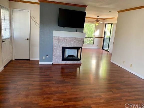 2nd image of 62 Coventry Ln #297