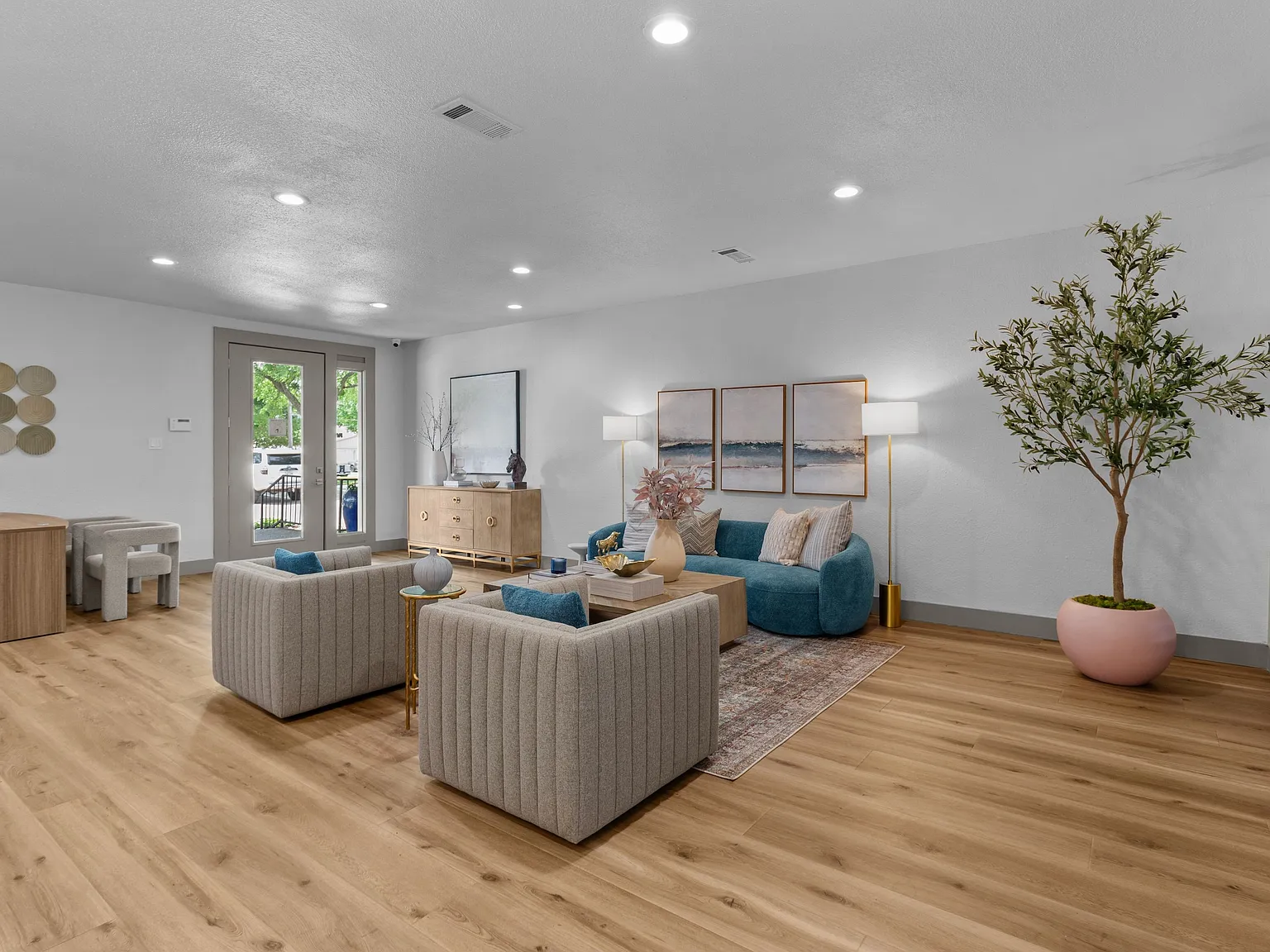 Summerstone Apartments — Photo 3