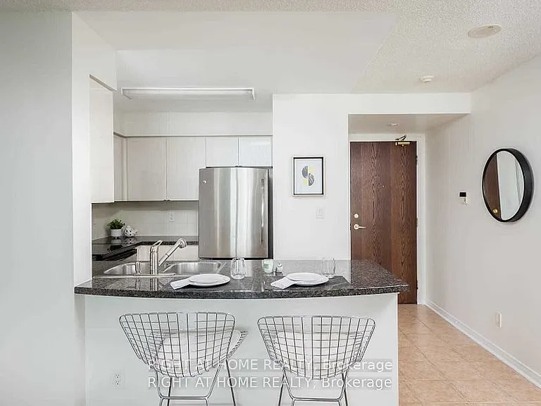 4850 Glen Erin Dr #1106 — Photo 10
