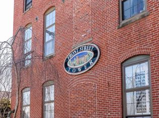 156 Front St APT 216, Exeter, NH 03833