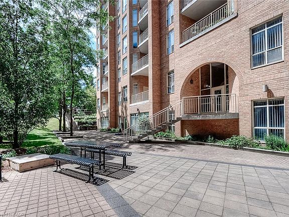 2nd image of 1414 King St E #804