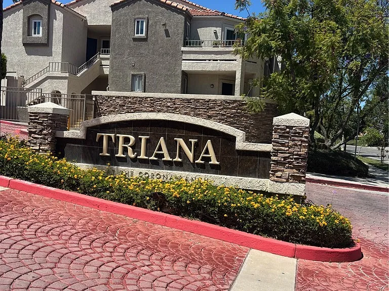 1023 Vista Del Cerro Dr #206 — Photo 32
