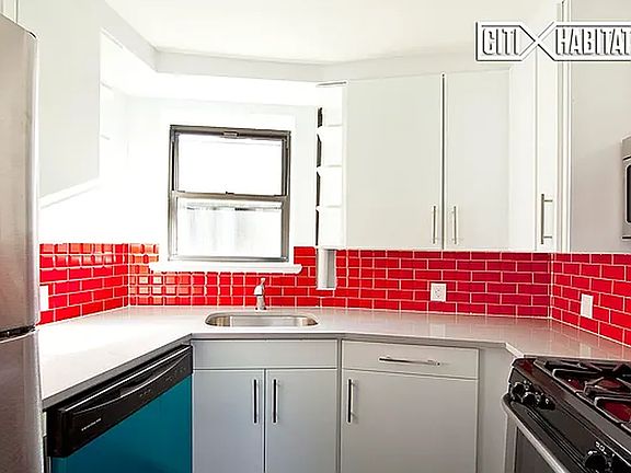 5th image of 97 2nd Ave APT 9