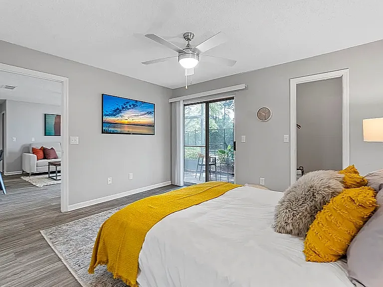 Southside Villas — Photo 6