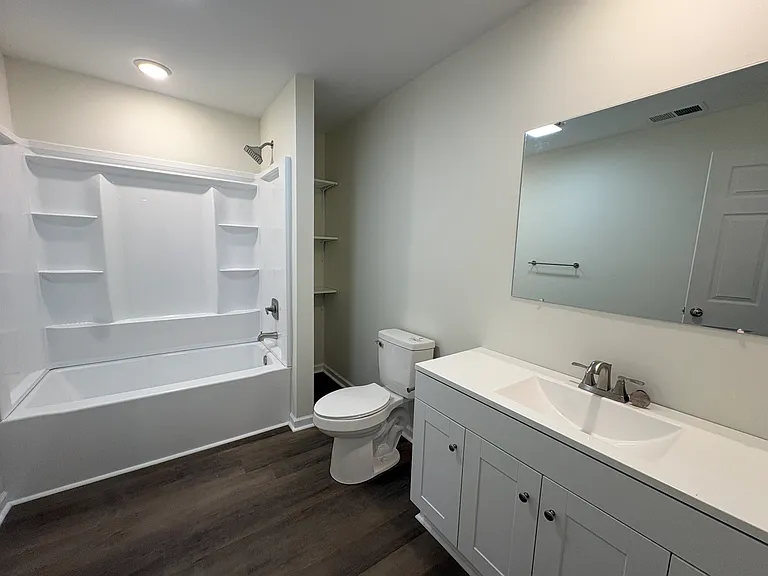 121 Mason St — Photo 3