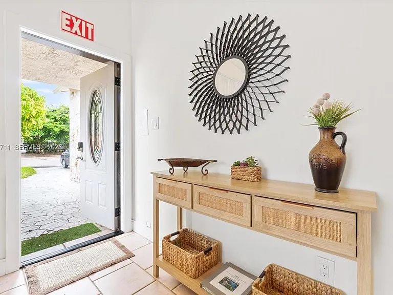 2650 Scott St — Photo 12