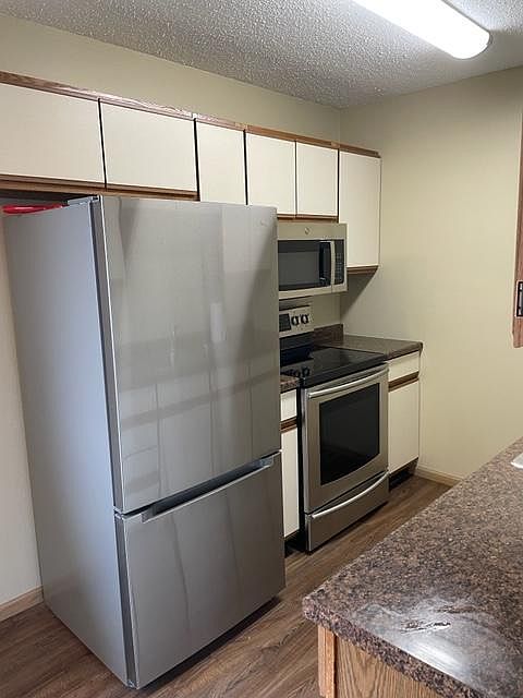 Range, refrig and microwave