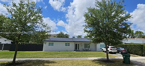 10900 SW 107th Ave Photo 1