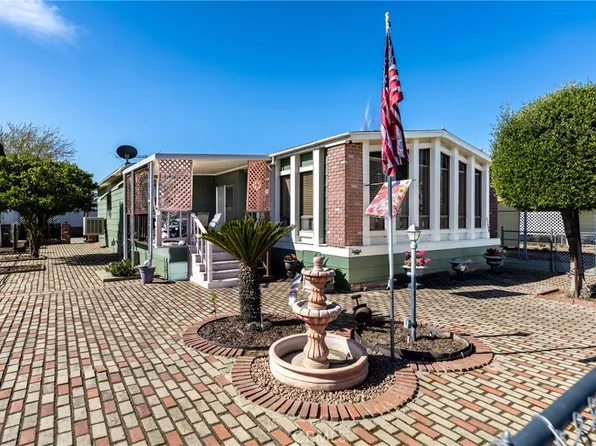 43695 Rassle Dr, Hemet, CA 92544