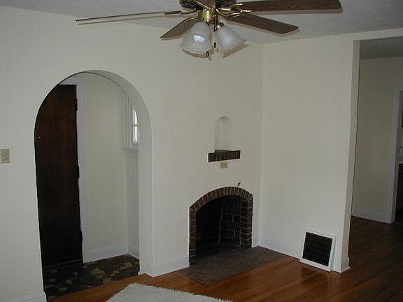 5th image of 362 S Lincoln St