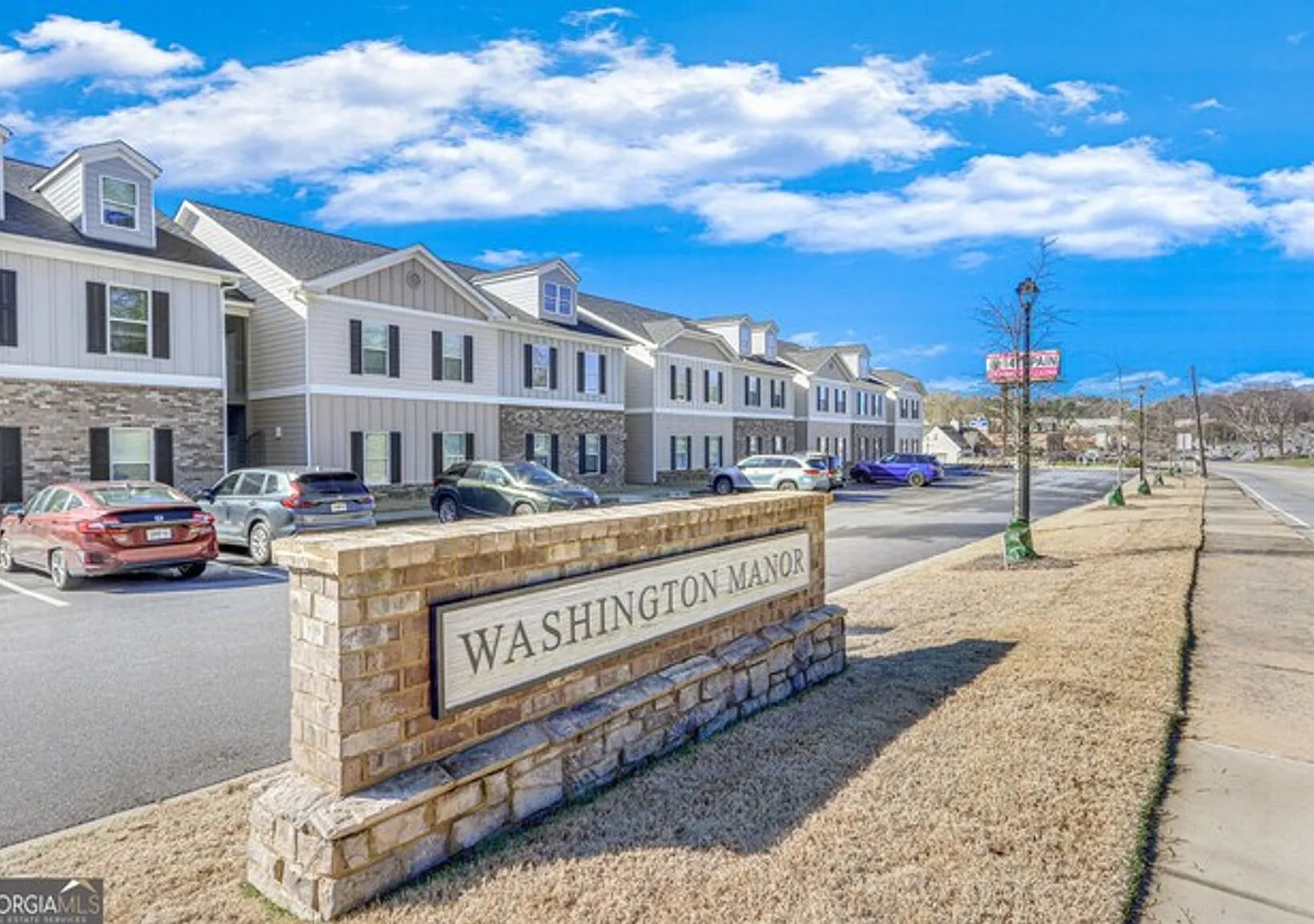 Washington Manor — Photo 1