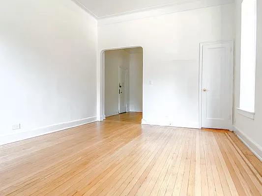 Rented by Prince Real Estate Associates LLC | media 29