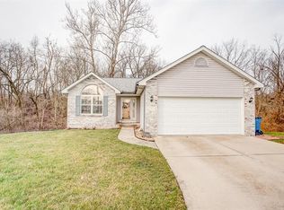 147 Bayfield Dr, Glen Carbon, IL