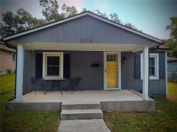 2015 S Ash Ave, Independence, MO 64052